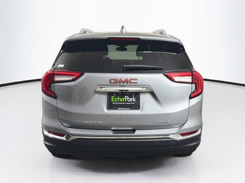 Used 2024 GMC Terrain SLT w/ Tech Package AWD/4WD image 7