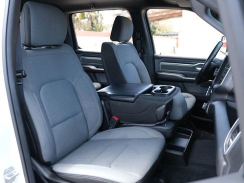 Used 2022 RAM 1500 Big Horn AWD/4WD image 11