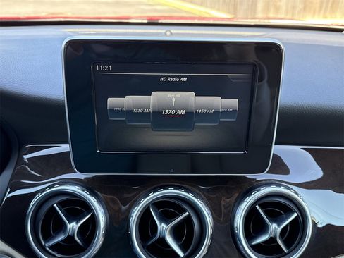 Used 2016 Mercedes-Benz GLA 250 GLA 250 image 25