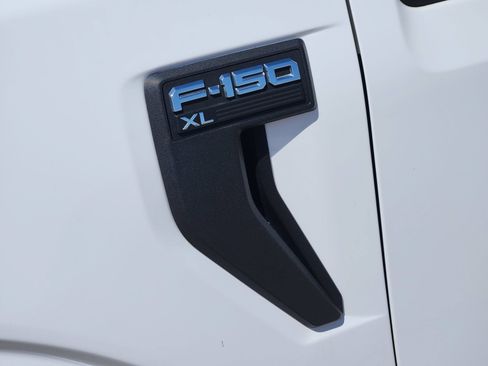 Used 2023 Ford F150 XL w/ Max Trailer Tow Package RWD image 13