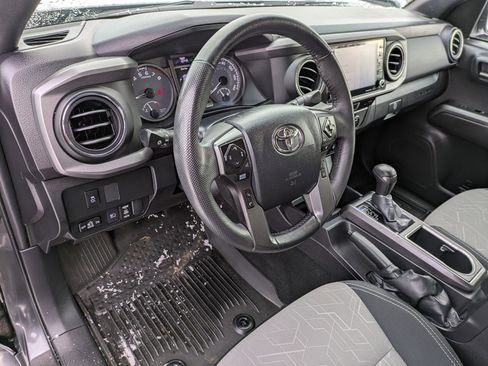 Used 2023 Toyota Tacoma TRD Sport image 8