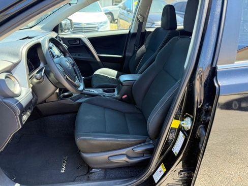 Used 2013 Toyota RAV4 XLE FWD image 14