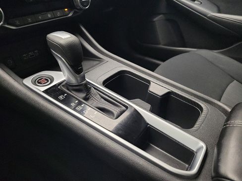 Used 2024 Nissan Sentra SV w/ All-Weather Package FWD image 26