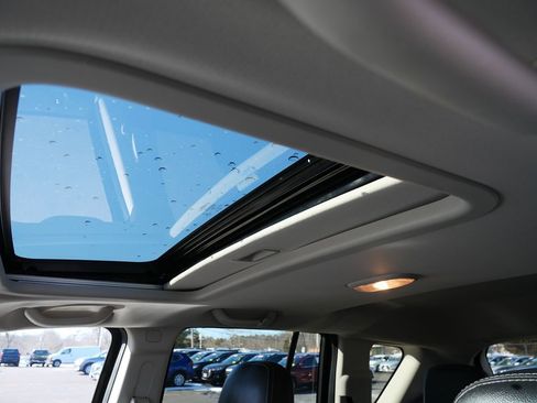 Used 2017 Jeep Compass High Altitude image 11