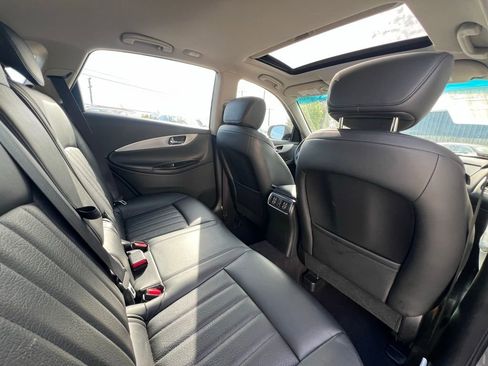 Used 2017 INFINITI QX50 2WD image 12