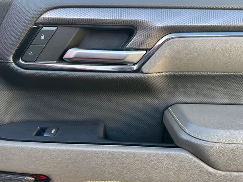 Used 2024 Chevrolet Silverado 1500 ZR2 w/ Technology Package image 21