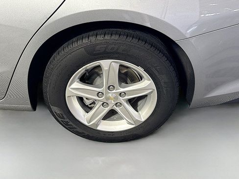 Used 2023 Chevrolet Malibu LT FWD image 29