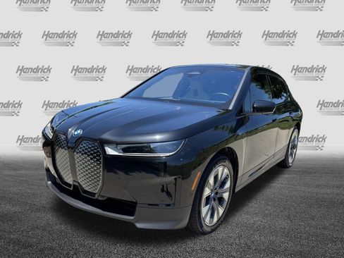 Used 2024 BMW iX xDrive50 w/ Convenience Package AWD/4WD image 5