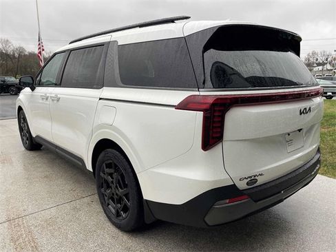 New 2026 Kia Carnival SX Prestige image 3
