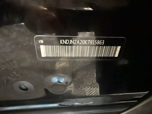 Used 2019 Kia Soul FWD image 12
