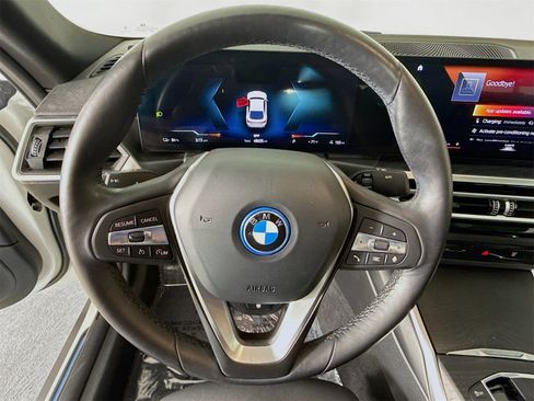 Certified 2023 BMW i4 eDrive35 w/ Premium Package image 11
