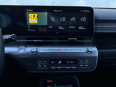 Used 2025 Hyundai Kona SEL image 28