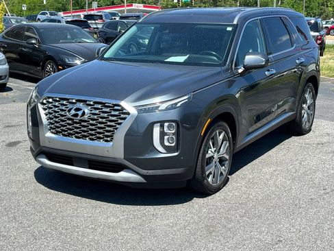 Used 2020 Hyundai Palisade SEL FWD image 2