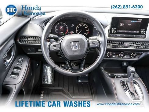 Used 2025 Honda HR-V Sport image 12