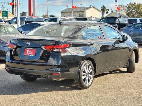 New 2025 Nissan Versa SV w/ Trunk Package image 4