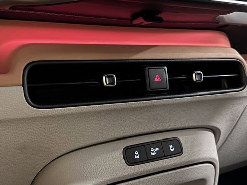 New 2025 Volkswagen ID. Buzz 1st Edition image 57