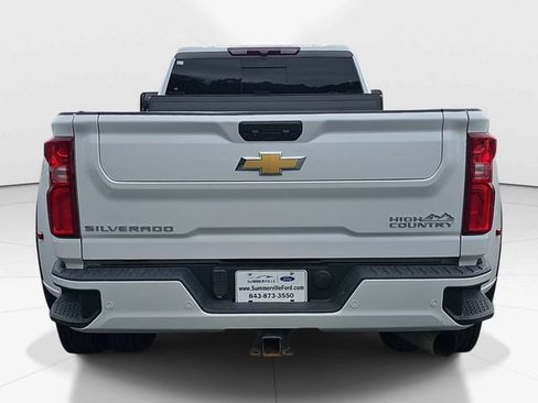 Used 2022 Chevrolet Silverado 3500 High Country w/ Safety Package II AWD/4WD image 4