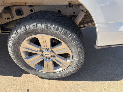 Used 2018 Ford F150 XLT w/ Equipment Group 302A Luxury image 11