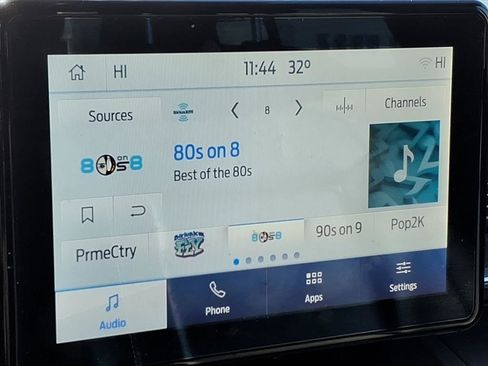 Used 2022 Ford Explorer XLT w/ Equipment Group 202A image 9