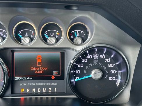 Used 2014 Ford F250 Platinum AWD/4WD image 25