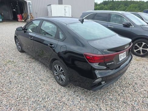 Certified 2024 Kia Forte LXS FWD image 4