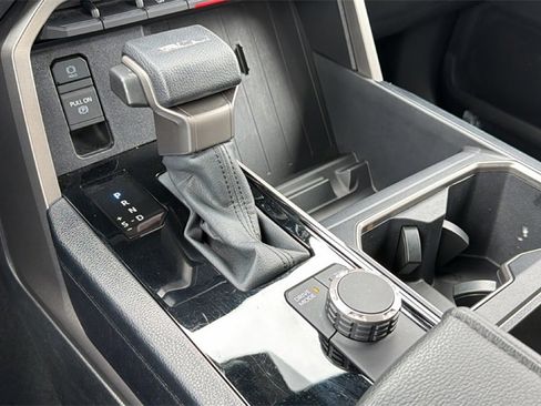 Used 2025 Toyota Tundra SR5 image 31