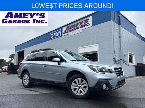 Used 2019 Subaru Outback 2.5i Premium AWD/4WD image 1