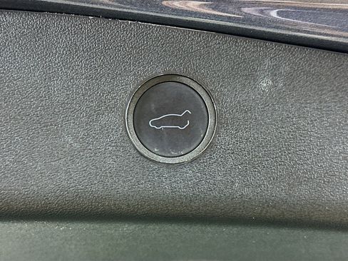 Used 2023 Tesla Model 3 Performance image 29