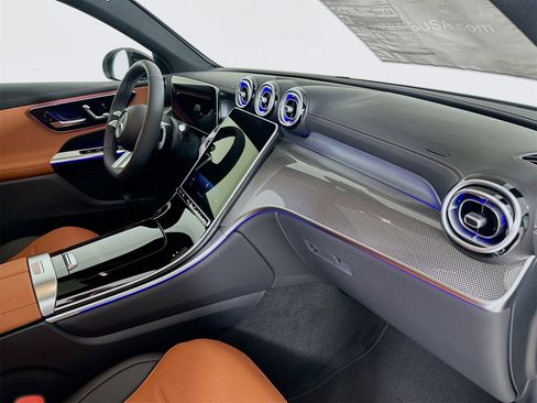 New 2026 Mercedes-Benz GLC 300 GLC 300 Coupe image 32