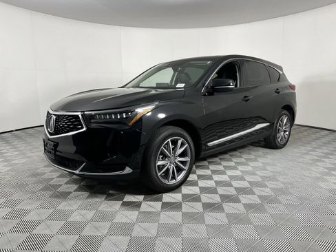 Used 2023 Acura RDX w/ Technology Package image 3