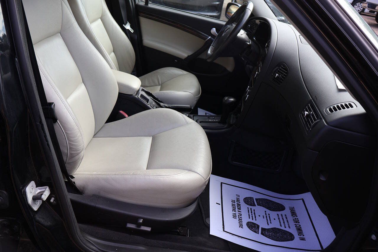 Used 2008 Saab 9-5 2.3T w/ Visibility Package FWD image 19