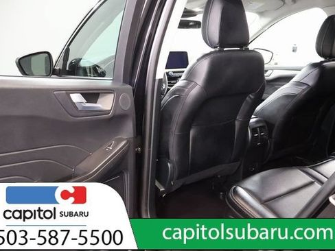 Used 2022 Ford Escape SEL w/ Technology Package FWD image 27