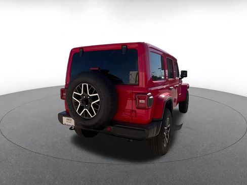 Used 2025 Jeep Wrangler Unlimited Sahara AWD/4WD image 10
