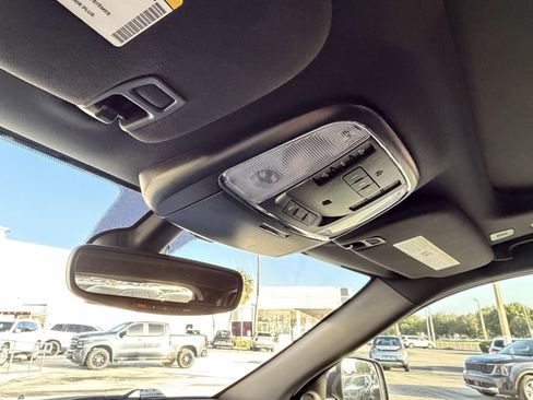 Used 2021 Jeep Grand Cherokee Limited w/ Luxury Group II RWD image 31