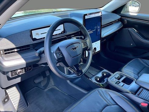Used 2025 Ford Mustang Mach-E Premium AWD/4WD image 7
