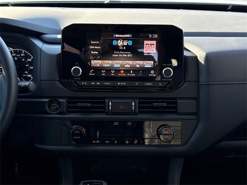 Certified 2025 Nissan Pathfinder S image 14