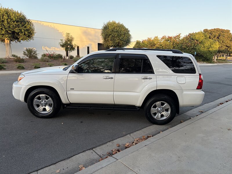 Used 2007 Toyota 4Runner SR5 RWD image 10