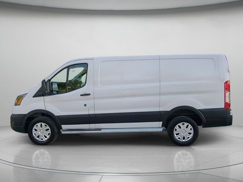 Used 2024 Ford Transit 250 Low Roof w/ Exterior Upgrade Package RWD image 18