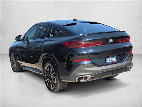 Used 2025 BMW X6 M60i image 8