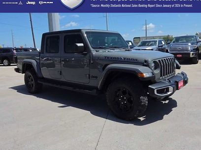 Used 2023 Jeep Gladiator Sport