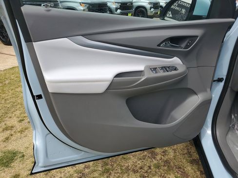 Used 2023 Chevrolet Bolt EUV Premier FWD image 19