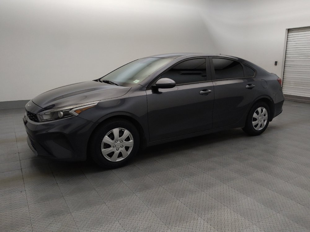 Used 2023 Kia Forte LX FWD image 2