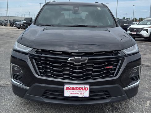 Used 2023 Chevrolet Traverse RS w/ LPO, Floor Liner Package AWD/4WD image 3