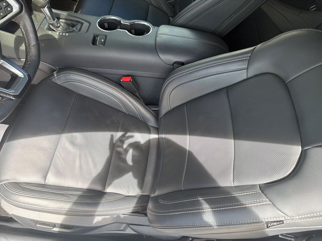 Used 2025 Ford Mustang GT Premium RWD image 31