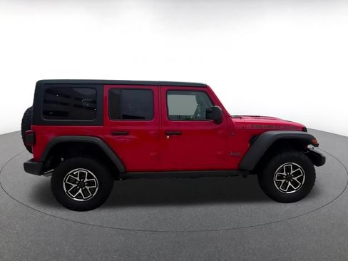 Used 2025 Jeep Wrangler Unlimited Rubicon AWD/4WD image 16
