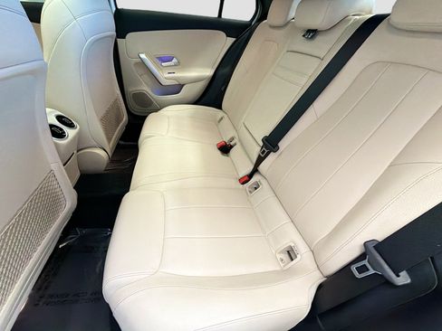 Used 2019 Mercedes-Benz A 220 image 14
