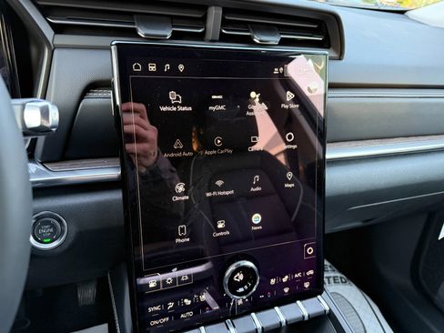 New 2026 GMC Terrain Denali image 36