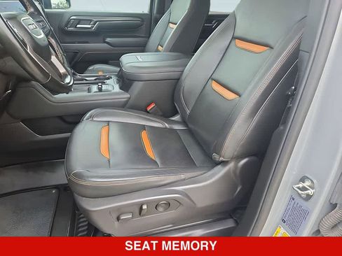 Used 2024 GMC Sierra 2500 AT4 w/ AT4 Premium Plus Package AWD/4WD image 17