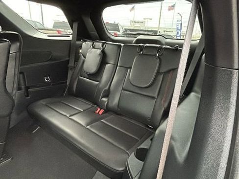 Certified 2024 Ford Explorer ST-Line w/ Class IV Trailer Tow Package image 17