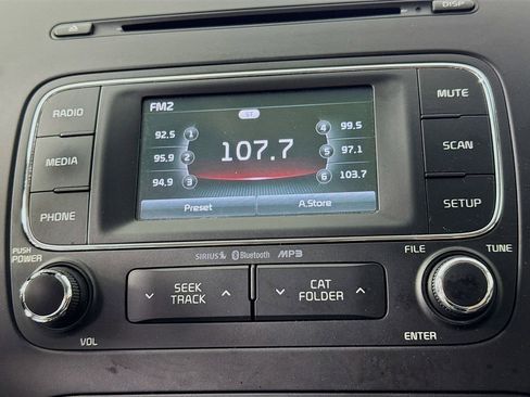 Used 2016 Kia Forte EX image 16